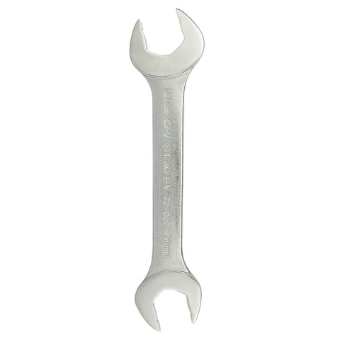 Stanley 72-062 36x41mm Double Open End Jumbo Spanner made from premium Chrome Vanadium steel with Maxi-Drive™ anti-slip jaws. Ideal for heavy machinery, construction, mining, engineering, and industrial maintenance.
