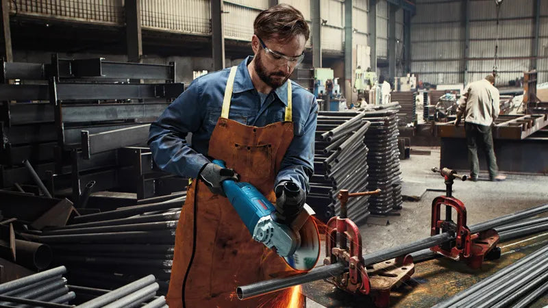 Bosch PRO GWS 2200 Professional 9 Inch Corded Angle Grinder