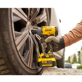 STANLEY SBW920M2K 20V 370Nm Brushless Impact Wrench Kit for Automotive Mechanical Construction Workshop and Maintenance Applications