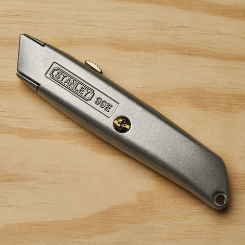 Stanley, Stanley 10-099, Stanley Classic 99, Stanley Utility Knife, Retractable Utility Knife, Heavy Duty Utility Knife, Die Cast Utility Knife, Box Cutter Knife, Packaging Knife, Construction Knife, Warehouse Cutting Knife, Professional Utility Knife, Carpet Cutter, Carton Cutter, General Purpose Cutting Tool, Stanley Hand Tools, Workshop Cutting Tools, Lion Tools Mart