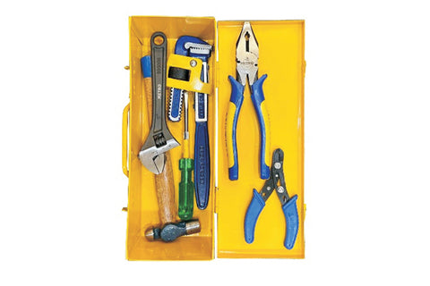 METRO Universal Tool Kit – Adjustable Wrench, Pipe Wrench, Screwdriver, Hammer, Combination Pliers, Wire Stripper & Tool Box